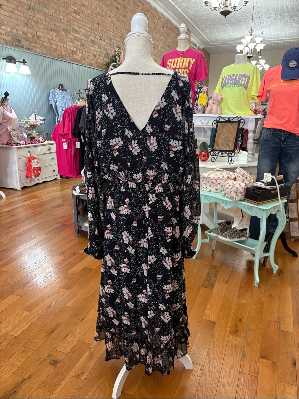 Hayden Floral Long Sleeve Blue Pink Floral  Dress Size 1XL - Picture 4 of 7